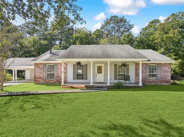 110 Pine Oaks Dr, Madisonville, LA 70447