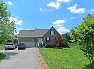 121 Grant Ct, Portland, TN 37148
