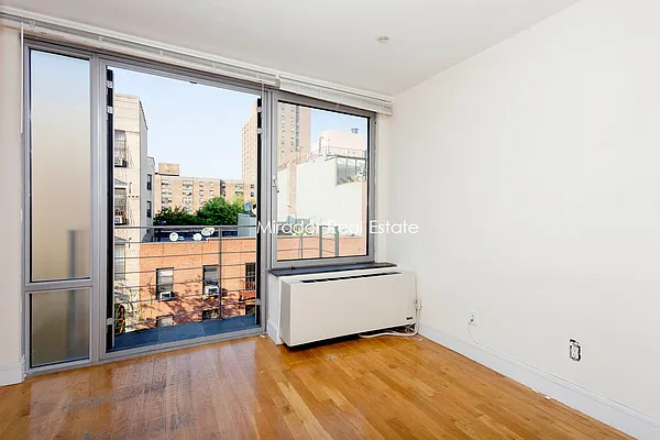 Rented by Mirador Real Estate | media 16