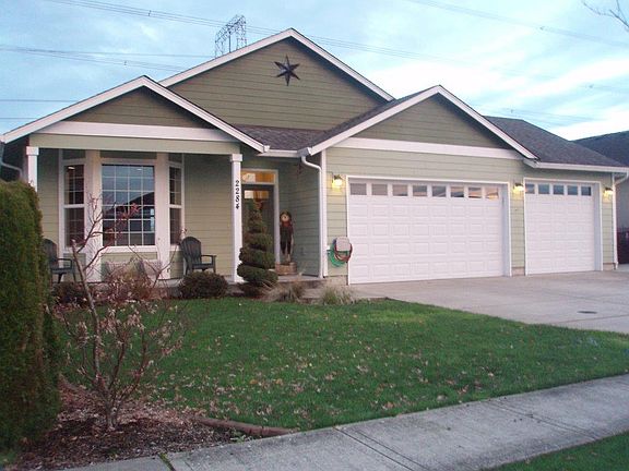 2nd image of 2284 Nicola Ln