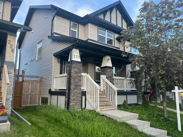 222 NW Skyview Ranch Blvd NE, Calgary, AB T3N 0K9
