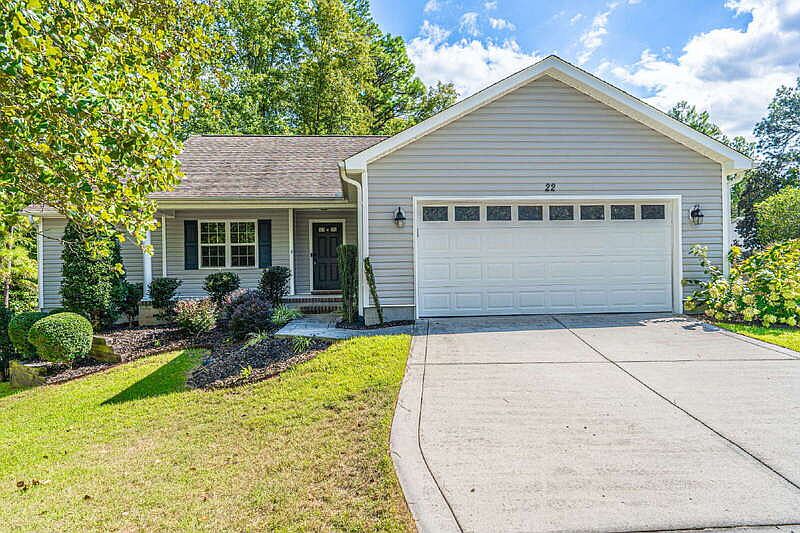 1st image of 22 Alexander Ln