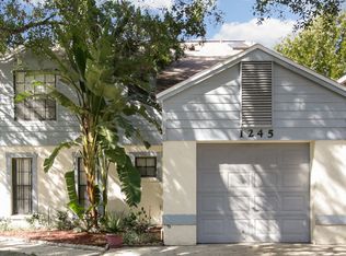1245 Crossfield Dr, Apopka, FL 32703