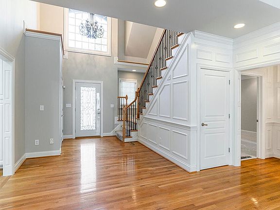 5th image of 5044 Ivybridge Dr