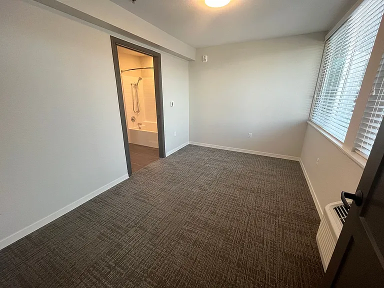 The HUB@Oddie — Photo 19
