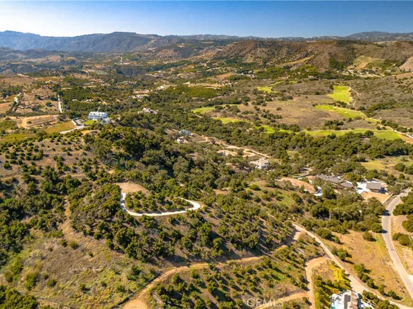 28 Via Karlita #3, Temecula, CA 92590