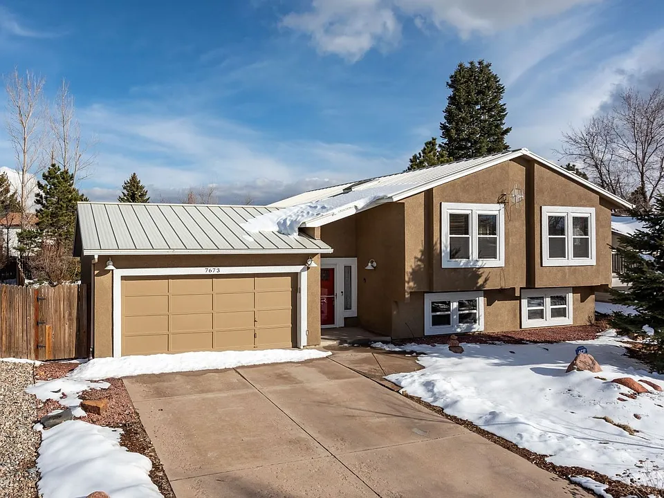 7673 Safari Cir