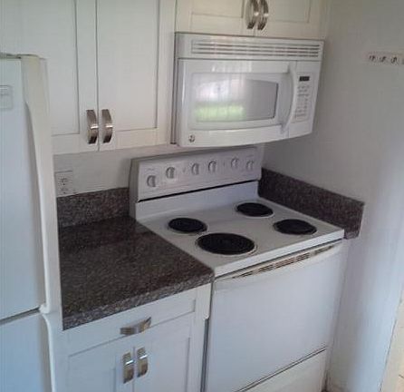 5th image of 1440 NE 118th St