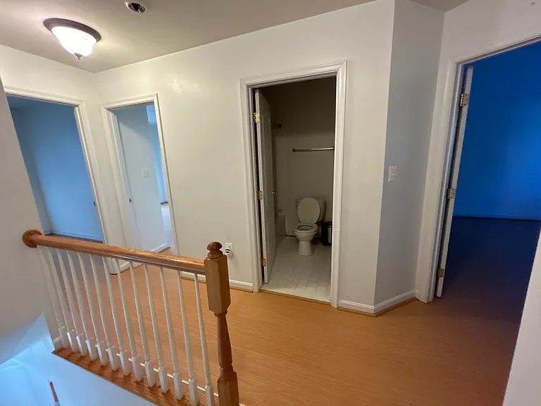 7020 Pyle Ct #7020 — Photo 8