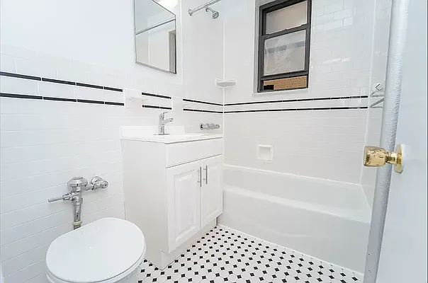 Rented by Modern Spaces | media 7