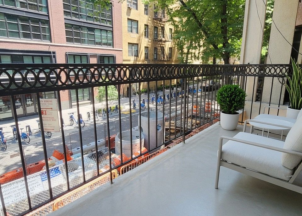 1st image of 270 W 25th St APT 2B