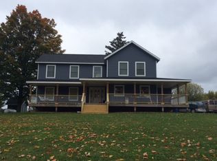 14195 Cascade Rd SE, Lowell, MI 49331