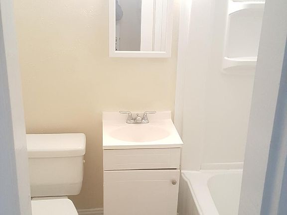 2nd image of 1309 Bourbon St APT 2