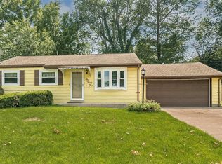 134 E Donaldson Dr, Saint Louis, MO