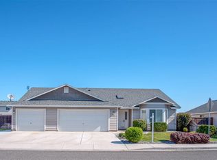 5507 Salem Dr, Pasco, WA 99301