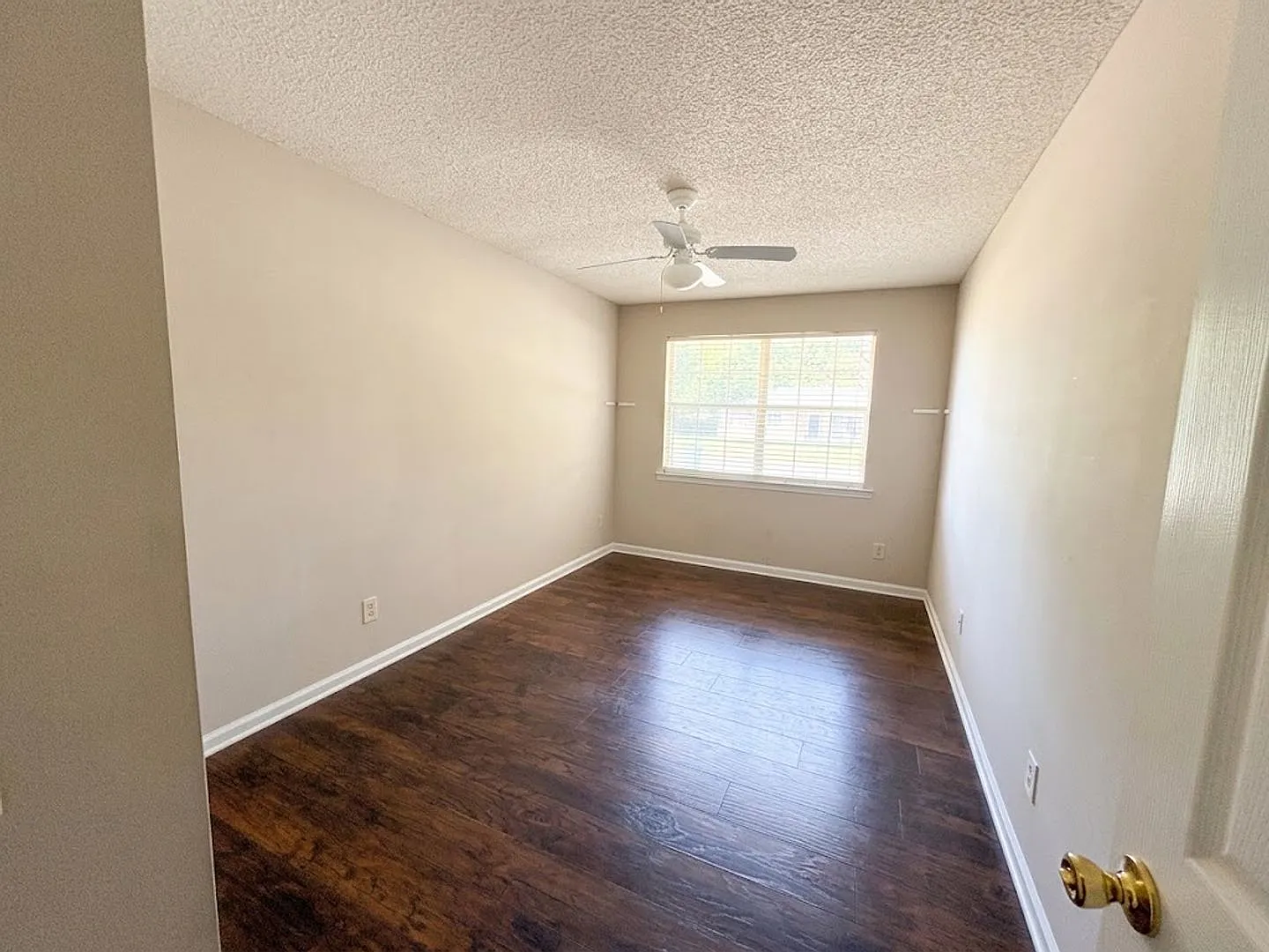 Move In Special: $500 Off 1st Month's Rent — Photo 4