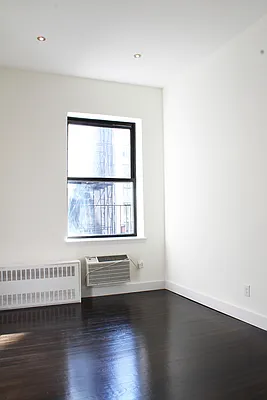 Rented by Mirador Real Estate | media 6