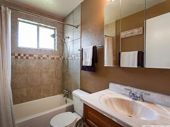 3rd image of 4032 W Zodiac Dr