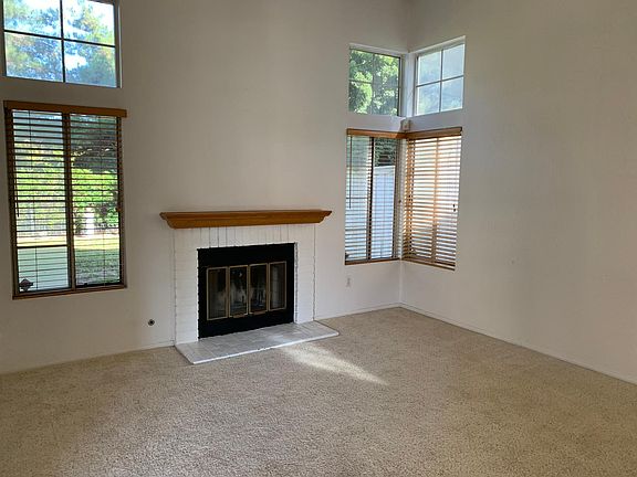 5th image of 16143 Firestone Ln