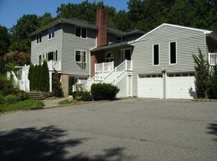 130 Centerport Rd, Centerport, NY 11721