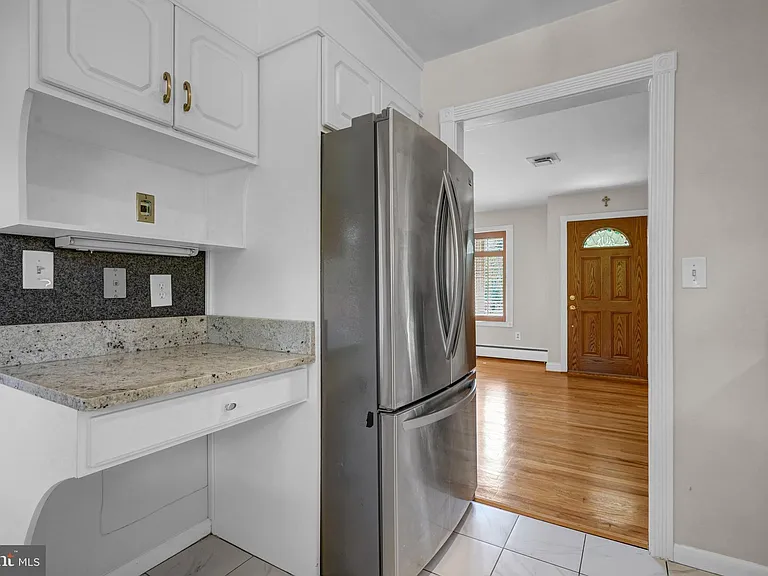 8905 Valley Forge Dr — Photo 28