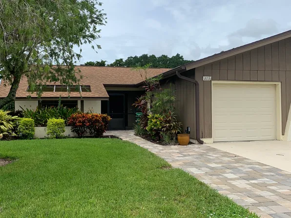 223 Charity Ct #Pvt, Naples, FL 34112