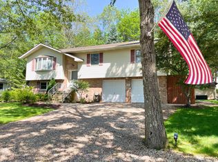 25 Cobblewood Dr, Mount Pocono, PA 18344