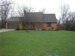 220 Highland Ave, Orchard Park, NY 14127