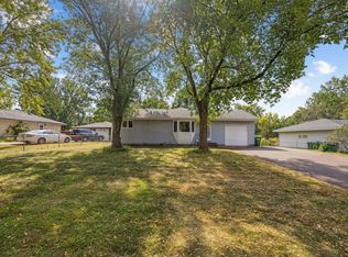 610 112th Ave NE, Blaine, MN 55434