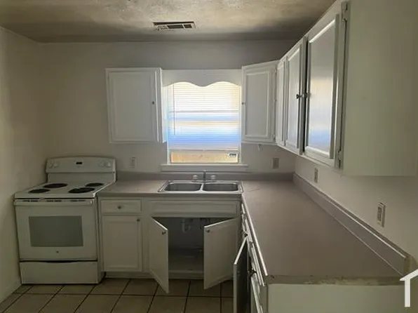 222 Empire Rd, Montgomery, AL 36110