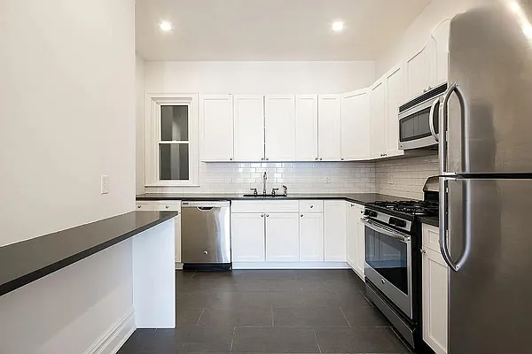 Rented by PL Realty | media 1