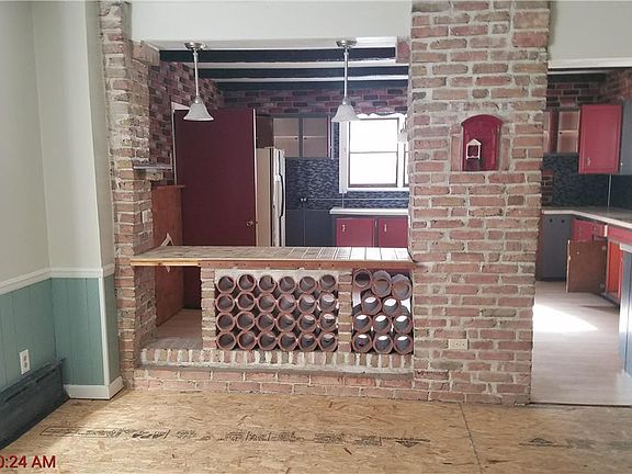 4th image of 334-338 W Bertsch St