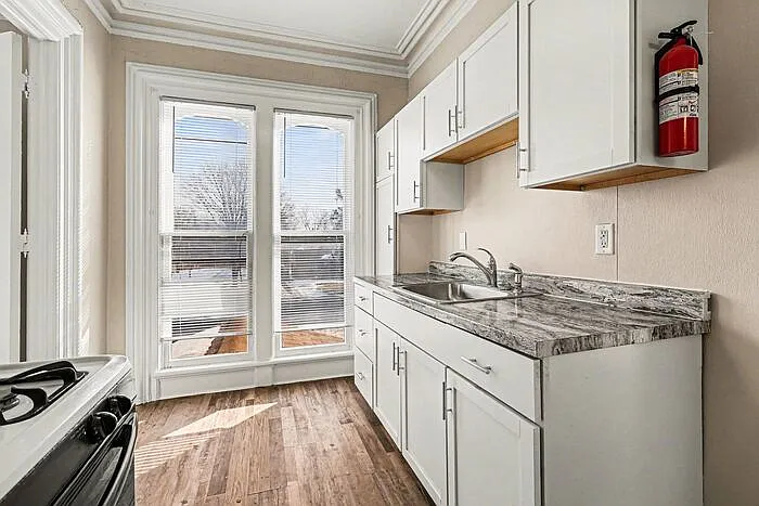 2066 River St #5 — Photo 12