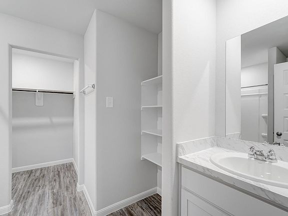 2nd image of 7835 Pixie Ln