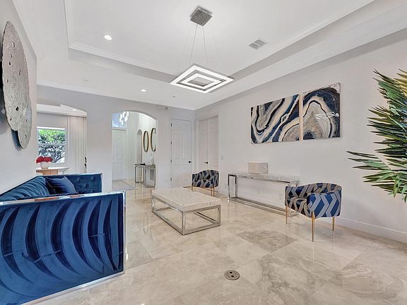 5th image of 11930 NW 81st Court