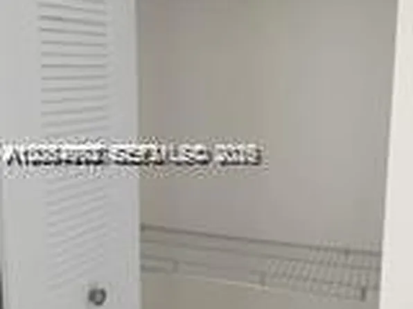 620 NE 178th St Unit B, Miami, FL 33162