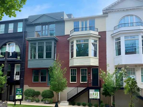 678 Hank Aaron Dr, Atlanta, GA 30315