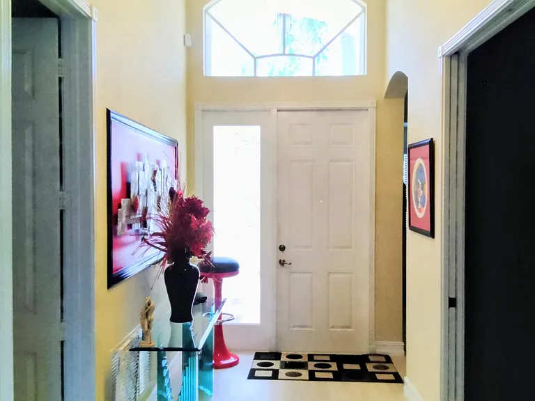 10680 Richfield Way — Photo 3
