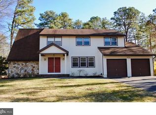 14 Eastwood Dr, Voorhees, NJ 08043