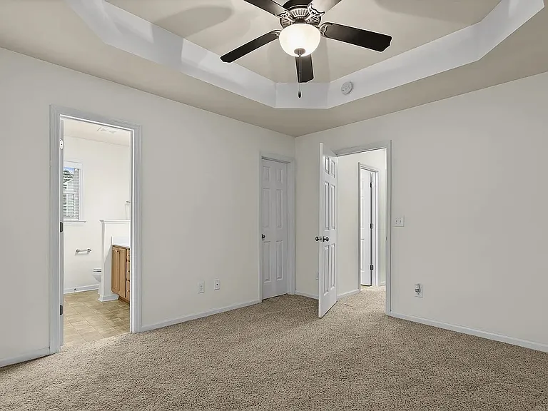 1003 Wt Whitehead Dr — Photo 12
