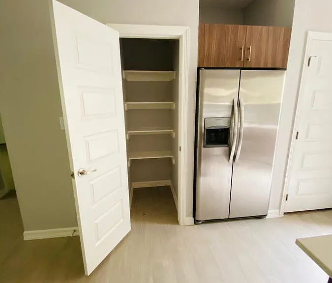 1909 Jackson St #4 — Photo 4