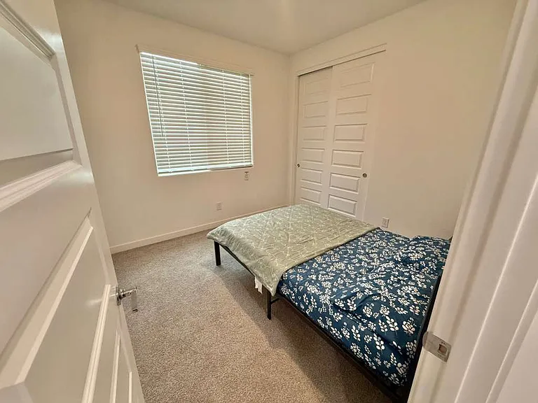 16535 W Questa Dr — Photo 17