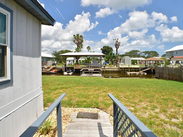 226 Treasure Beach Rd — Photo 38