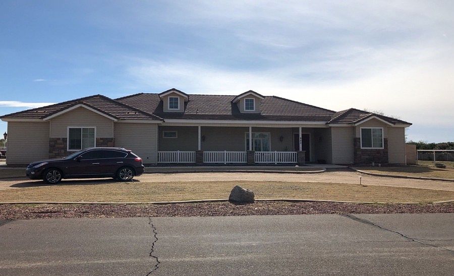 1st image of 923 W Via De Arboles