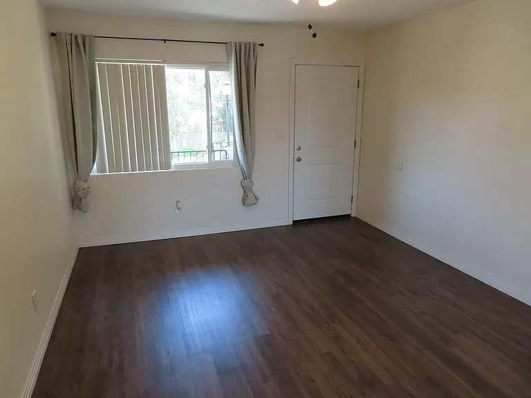 4851 Jessie Ave #C — Photo 4