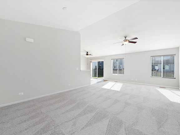 4th image of 993 Richard Brown Blvd