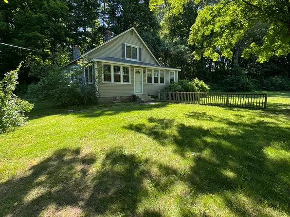 180 Amherst Rd, Sunderland, MA 01375