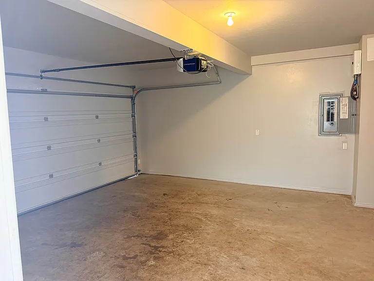 8018 NE 35th St #8018 — Photo 15