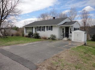 61 Church St, Rochester, NH 03839