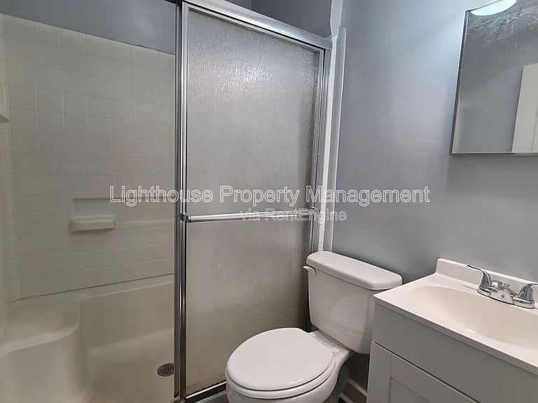 1387 Hurd Ave — Photo 8